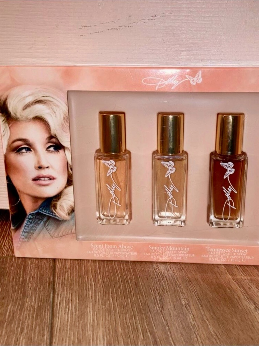 NEW Dolly Parton Gift Set “Scent From Above, Smoky Mountains & Tennessee Sunset”